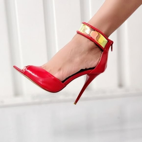 Women's Red Close Back Ankle Strap Heel Sandals - Picture 5 of 7